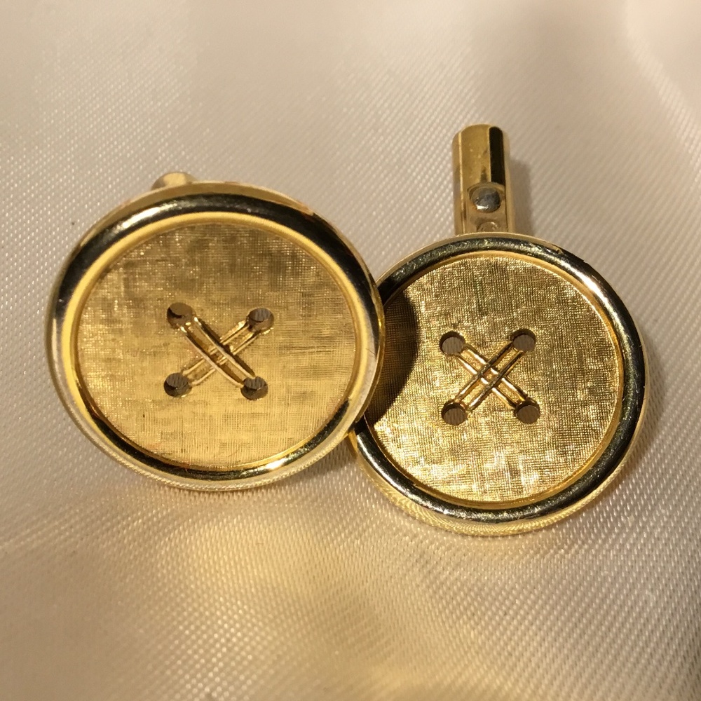 Vintage Destino Gold-Toned Cuff Links